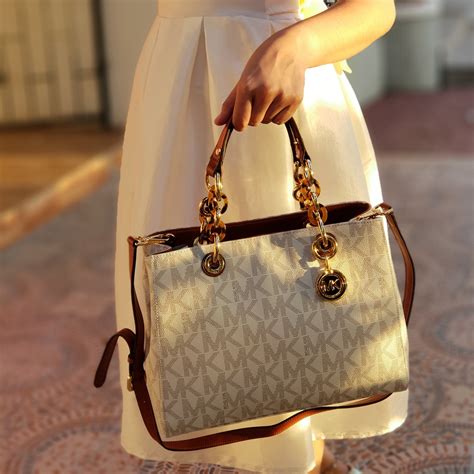 michael kors crossbody replica|michael kors crossbody clearance.